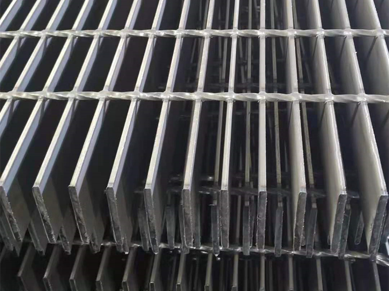 1650870832487072916.jpg defa5f7d075736dc0aa720551e20240.jpg