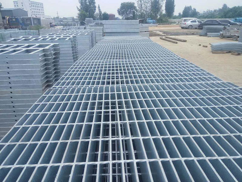 復合鋼格板自清潔功能設(shè)計